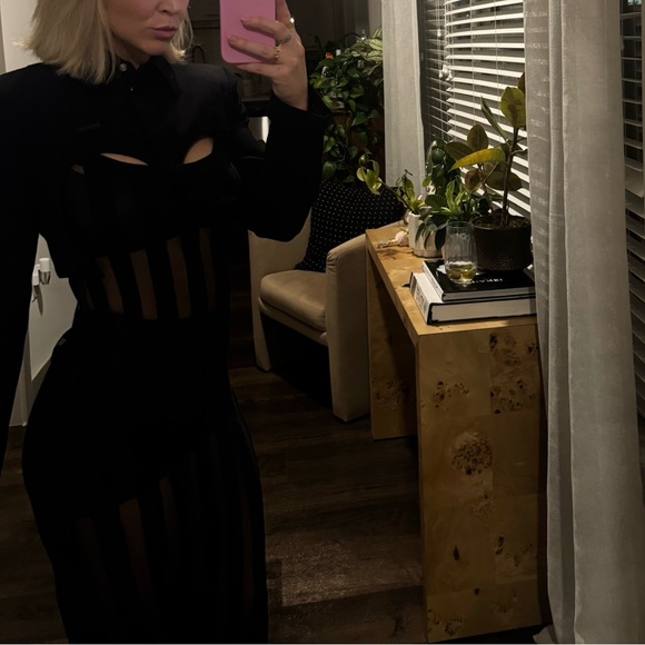 NBD Sue Maxi Dress in Black - Picture 4 of 5